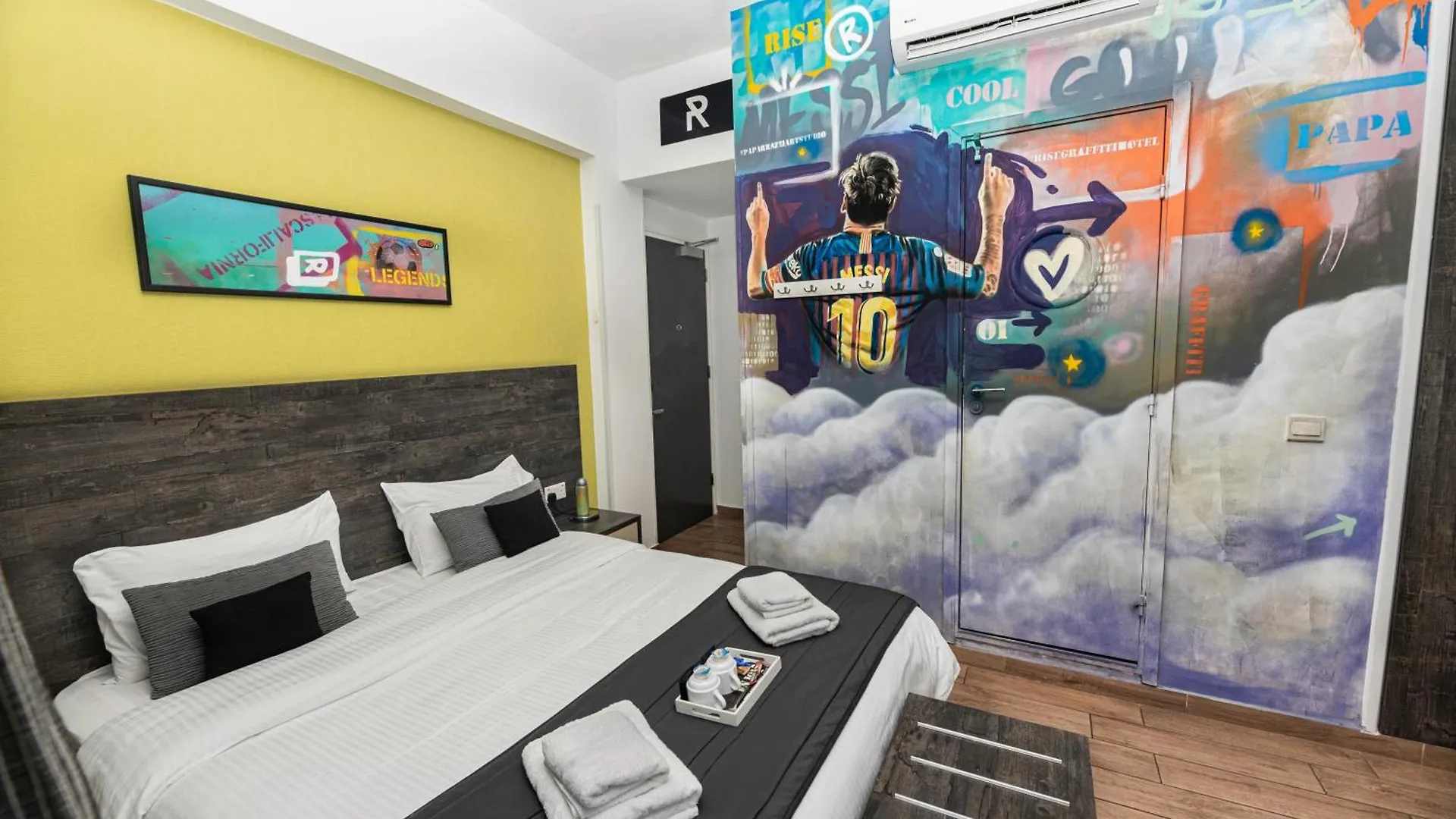 Rise Street Art Hotel لارنكا