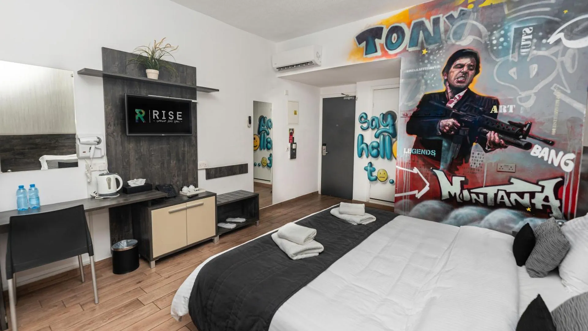 Rise Street Art Hotel لارنكا 3*,  قبرص